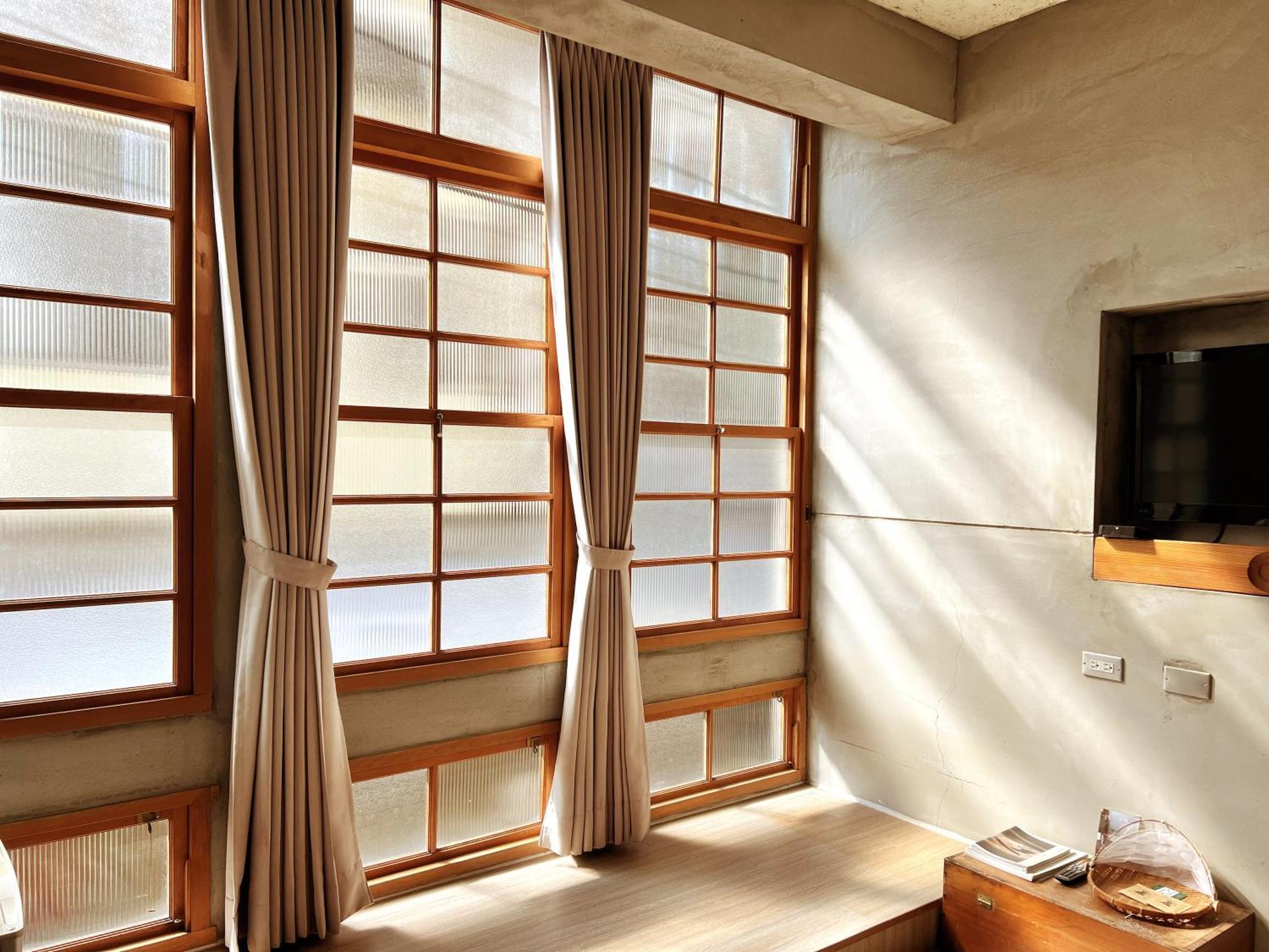 Loku. Tainan Hotel Kültér fotó